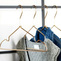 CASA INFINITY GOLD Cintres Set De 4 Doré